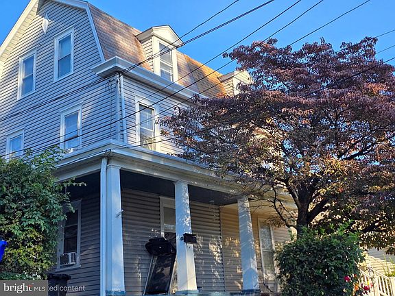 2nd image of 119 Franklin Ave