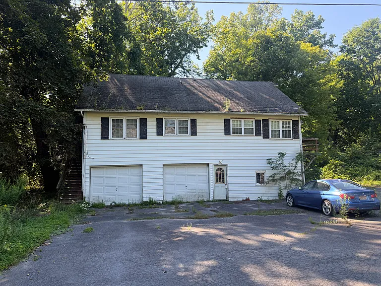 509 Feura Bush Rd #1/2 — Photo 6