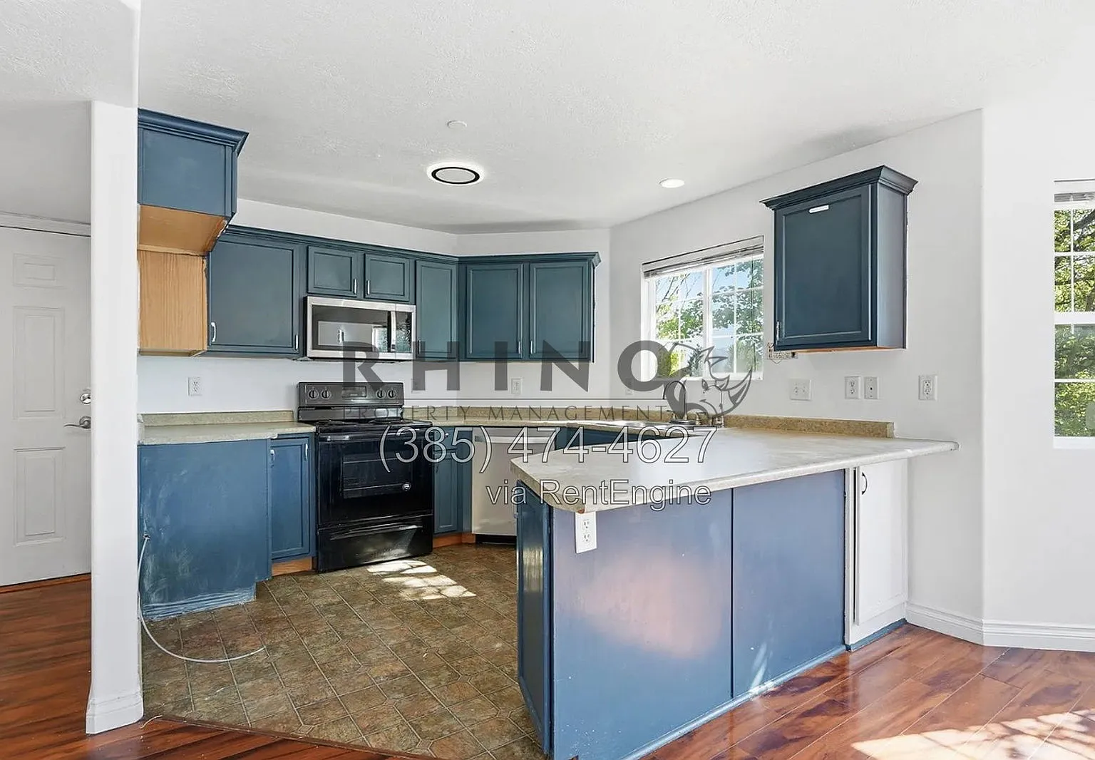3 bed, 2.0 bath, 1187 sqft, $2,250 — Photo 3