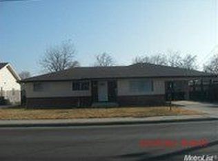 1238 Iowa Ave, Los Banos, CA 93635