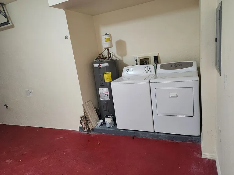 6330 Green Oak Cir — Photo 18