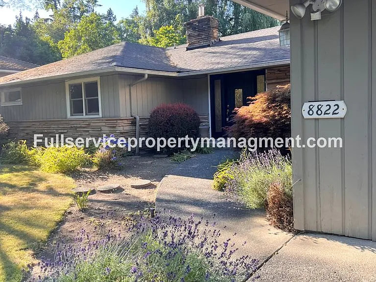 8822 SE 59th St — Photo 2
