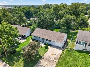 9108 Central St, Kansas City, MO 64114