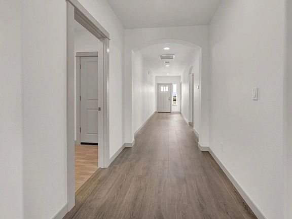 4th image of 5645 Magnificence Way