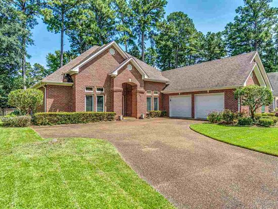 Property at 633 Eastwyck Dr, Ridgeland, MS 39157