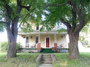 12 Becker St, Houston, PA 15342