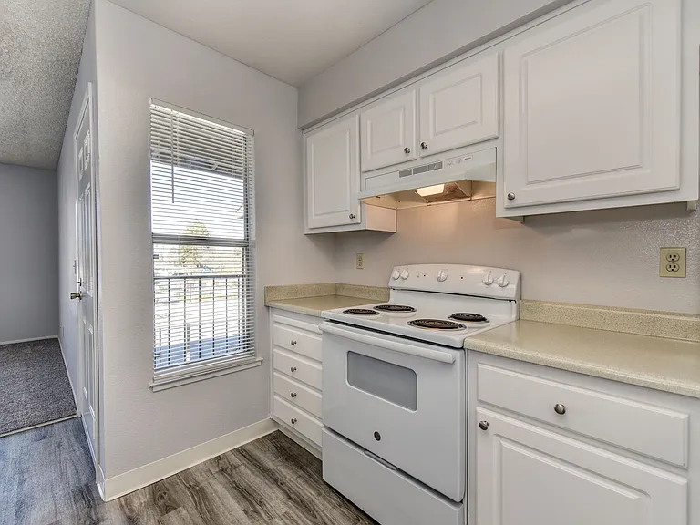 Quail Pointe — Photo 25