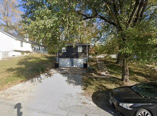 4117 N Winn Rd #B, Kansas City, MO 64117