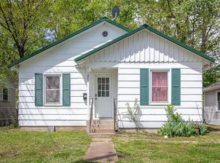 1083 N Adams Ave, Lebanon, MO 65536