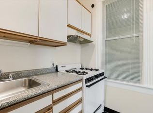 1527 SW Columbia St APT D, Portland, OR 97201