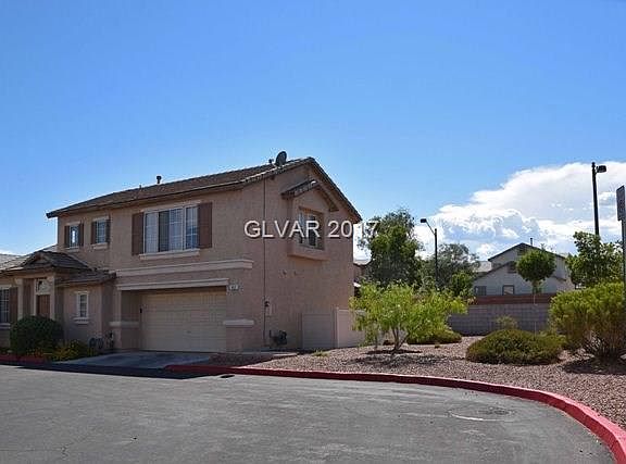 2nd image of 6821 Sweet Pecan St