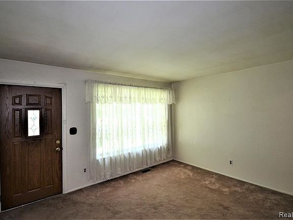 2nd image of 20410 Catalano St