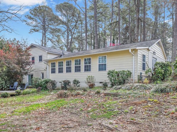 256 Marilyn Cir, Cary, NC 27513