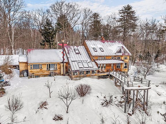 2nd image of 110 Middle Road