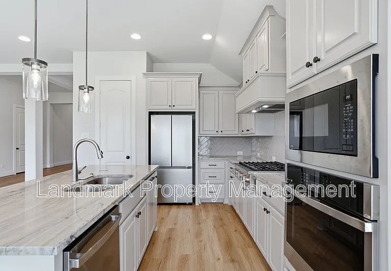 1814 Buckeye Ln — Photo 24