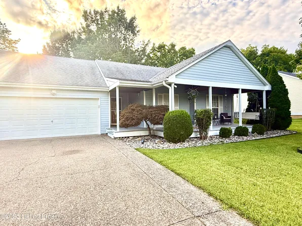 6511 Five Forks Dr, Pewee Valley, KY 40056