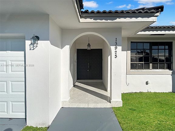 4th image of 13925 SW 26th Ter
