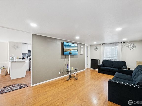 2nd image of 4248 A Street SE #518