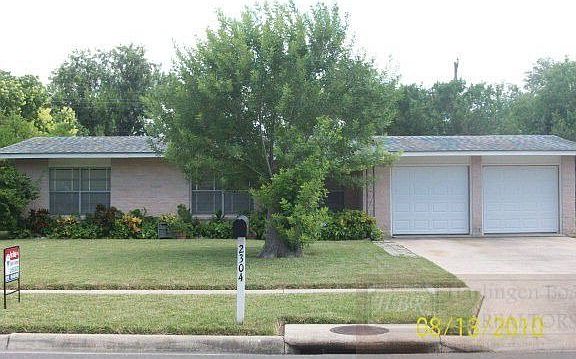 2nd image of 2304 E Austin Ave