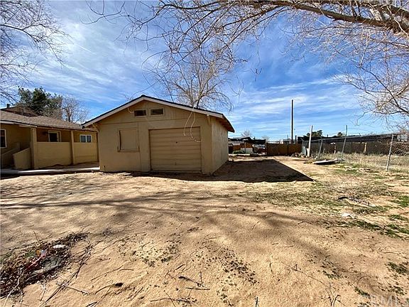 4th image of 12048 White Ave