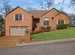 8417 Indian Hills Dr, Nashville, TN 37221