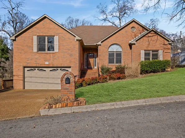 8417 Indian Hills Dr, Nashville, TN 37221