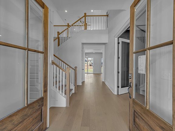 5th image of 5074 Fairhaven Cir