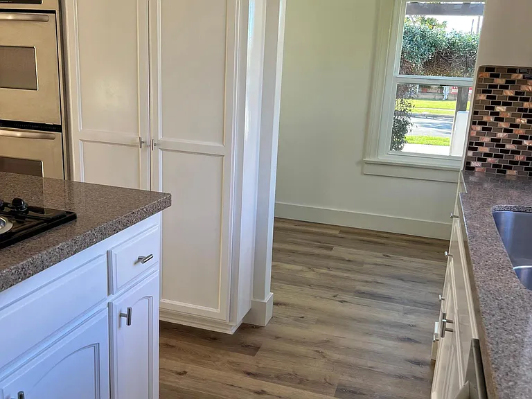 236 N Myers St — Photo 10