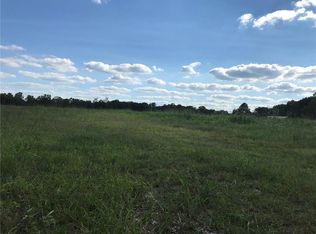 19391 Saunders Ln, Gravette, AR 72736