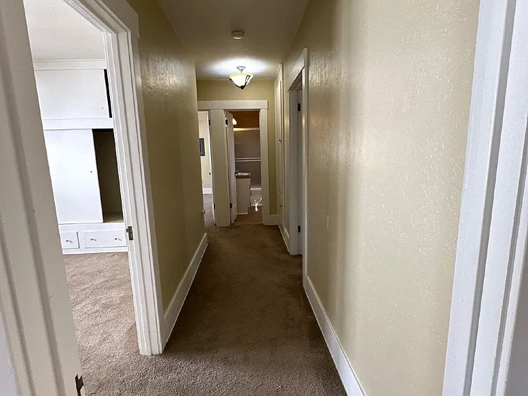 2140 Loomis St — Photo 13