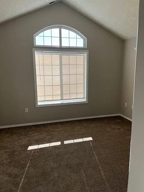 2064 Kari Dawn Ave SE — Photo 4