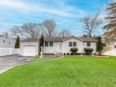 52 Superior Street, Port Jefferson Station, NY, 11776