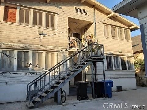3rd image of 1038 W 21st St