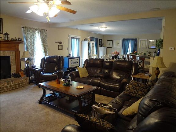 2nd image of 1001 Balto Dr