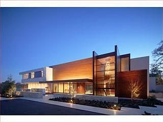 1st image of 92 Sutherland Dr