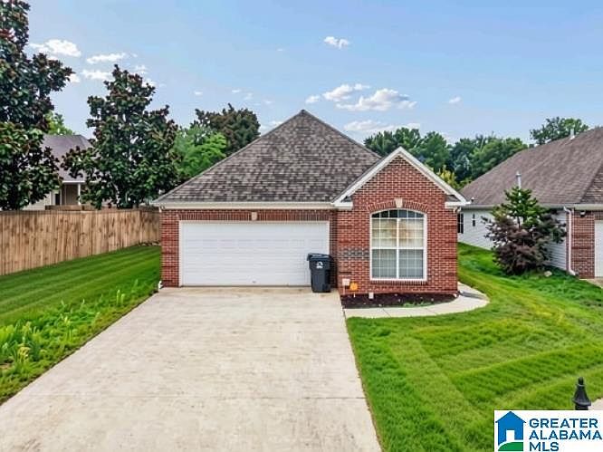 1st image of 303 High Ridge Ct