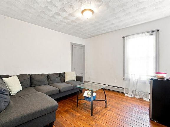 5th image of 189 Magill St