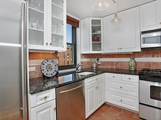 Sold by Corcoran | media 13