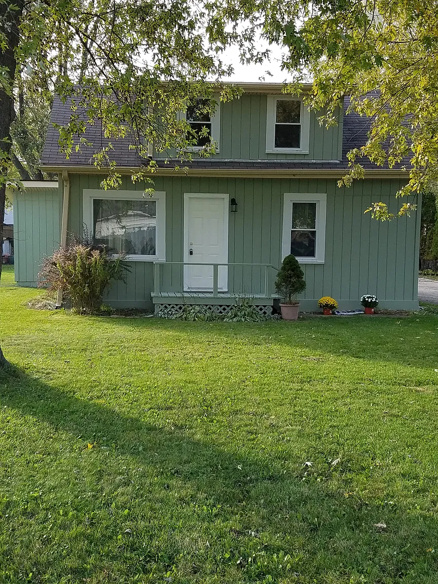 38048 N Cornell Rd photo 1