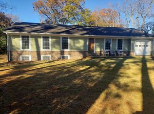 111 Hunters Ln, Yorktown, VA 23692