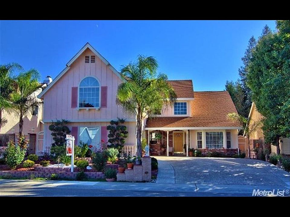 1st image of 1539 River Oak Way