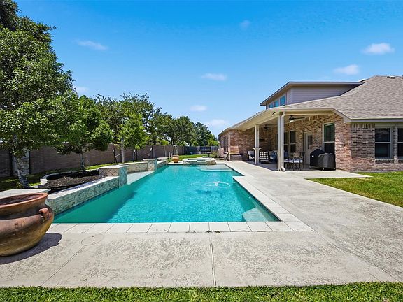 3rd image of 8118 Prairie Sage Dr