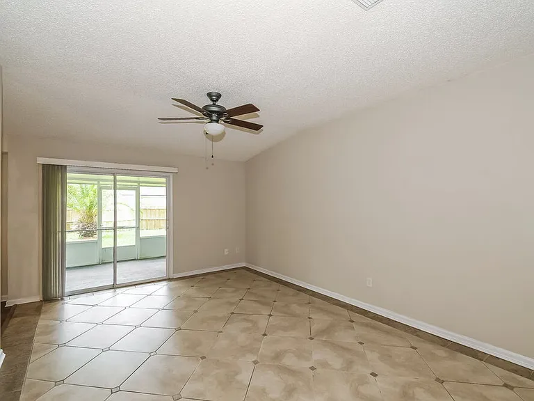 12710 Dunns View Dr — Photo 3