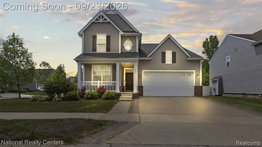3 bed, 2.5 bath, 2649 sqft, $3,100 — Photo 2