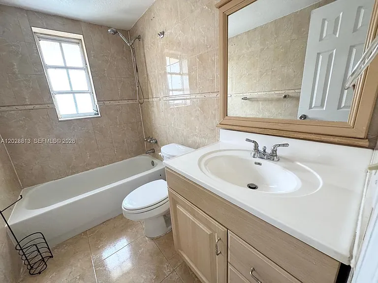 8600 SW 109th Ave #4-202 — Photo 9