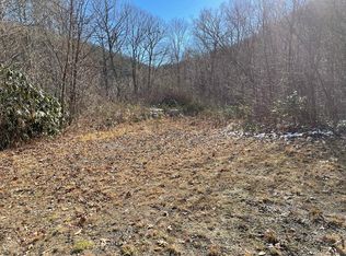 51 Coppermine Rdg, Whittier, NC 28789