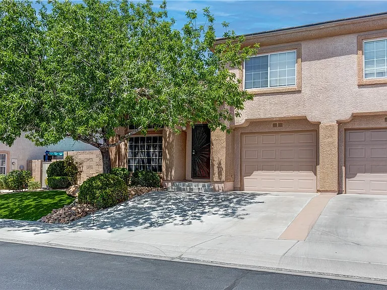 1636 Coyote Run Dr — Photo 2