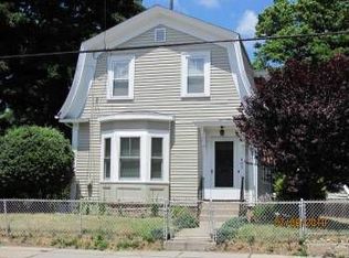 403 High St, Dedham, MA 02026