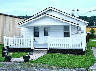 250 Laramie Rd, Raven, VA 24639