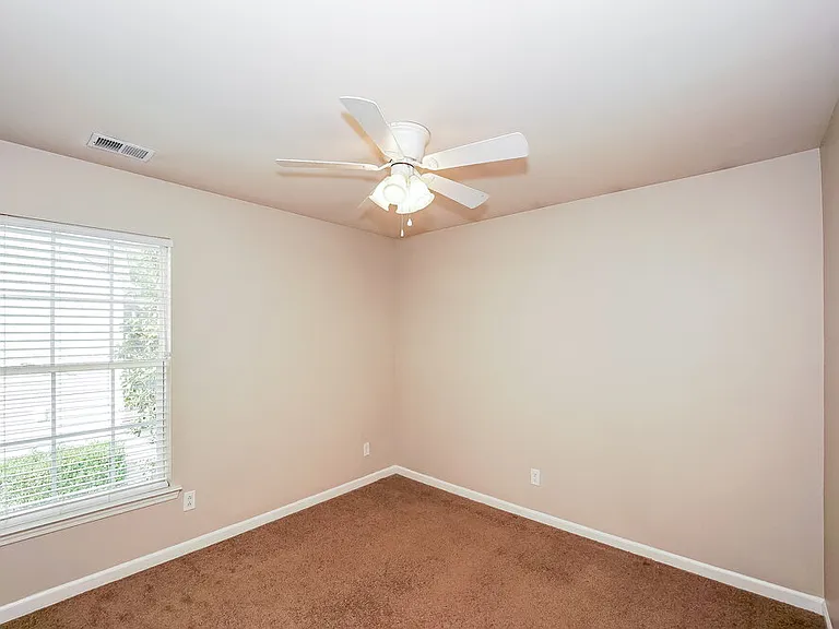 8909 Lyleton Ln — Photo 14